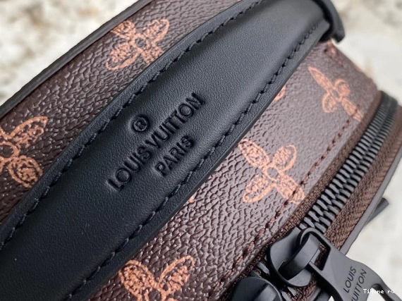 Cheap LOUIS VUITTON WHEEL BOX 0810